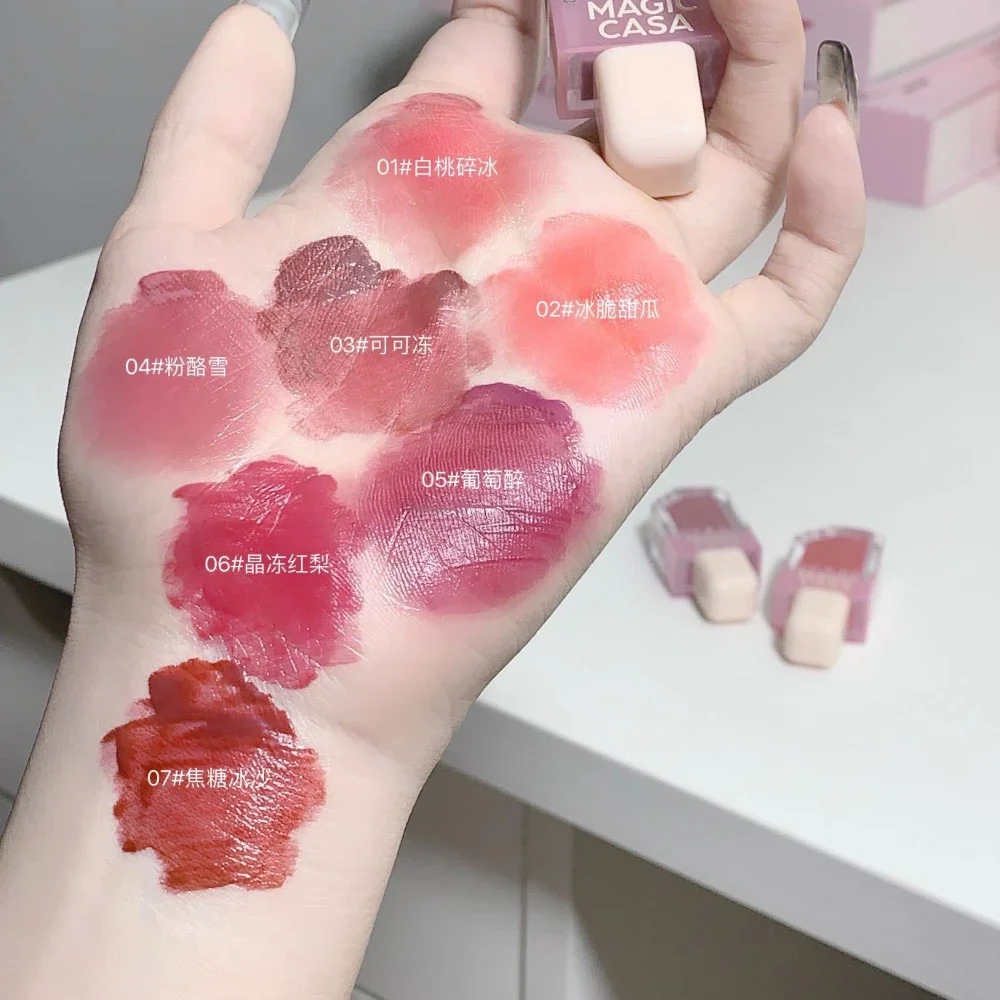 กระจกไอศกรีมสไตล์ Lipgloss Non-stick Long Lasting Moisturizing Liquid ลิปสติกริมฝีปาก Plumper แต่งหน้าเครื่องสําอางขายส่ง