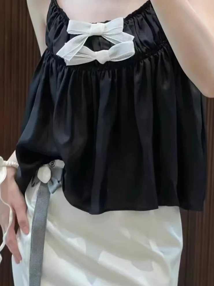 

Black Agate Halter Neck Top Versatile for Homebody Sweet Style Cotton Blend Spring 2024 Fashion Trend Elastic Fiber Vest