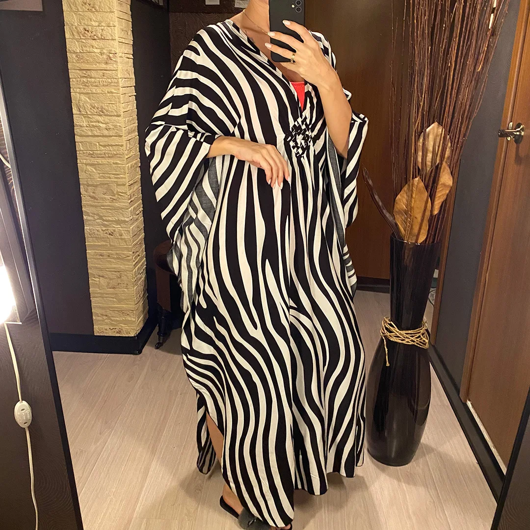 Sexy Tunika mit Zebra-Muster und V-Ausschnitt, Strandkleid, Strandmode, langes Strandkleid für Damen, V4159 – Detail 6