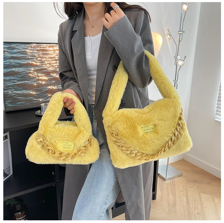 Vintage Plush Shoulder Bag for Women Trendy Designer Handbag and Purses Faux Fur 2023 New Casual Totes Ladies Messenger Bags