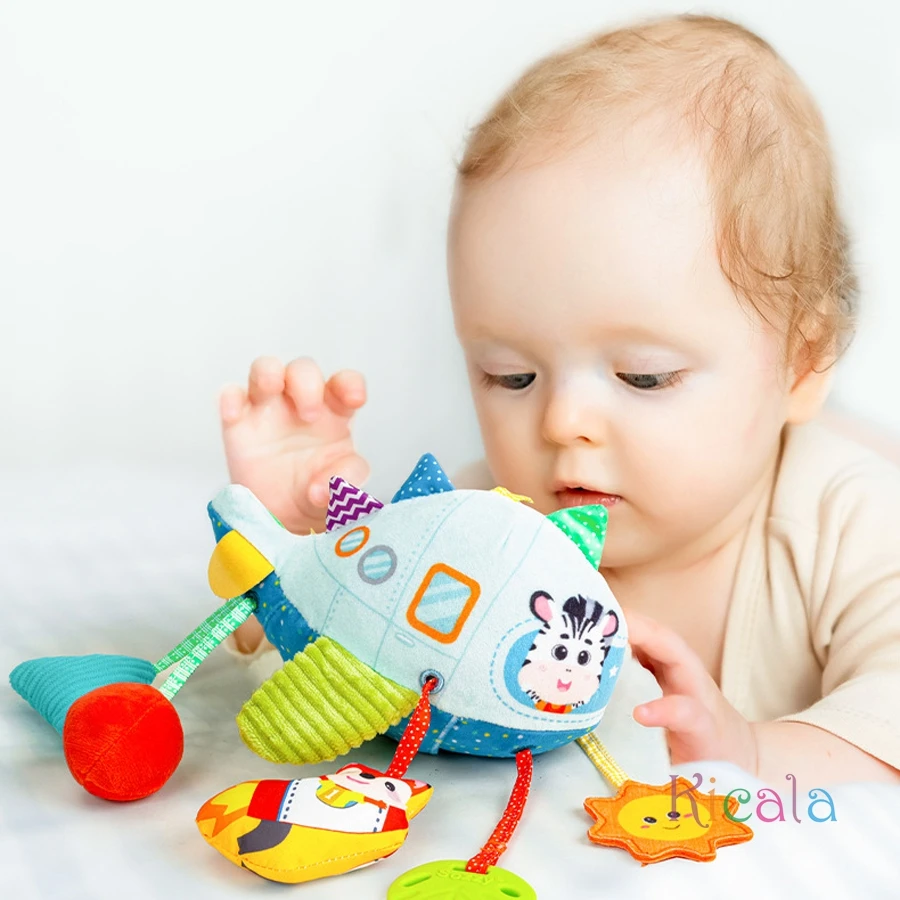 Passeggino Appeso Giocattoli Auto Appeso Campanelli Eolici Lenitivo Letto Appeso Campane Giocattoli Seggiolino di Sicurezza 0-6-12 Mesi Passeggino Giocattoli