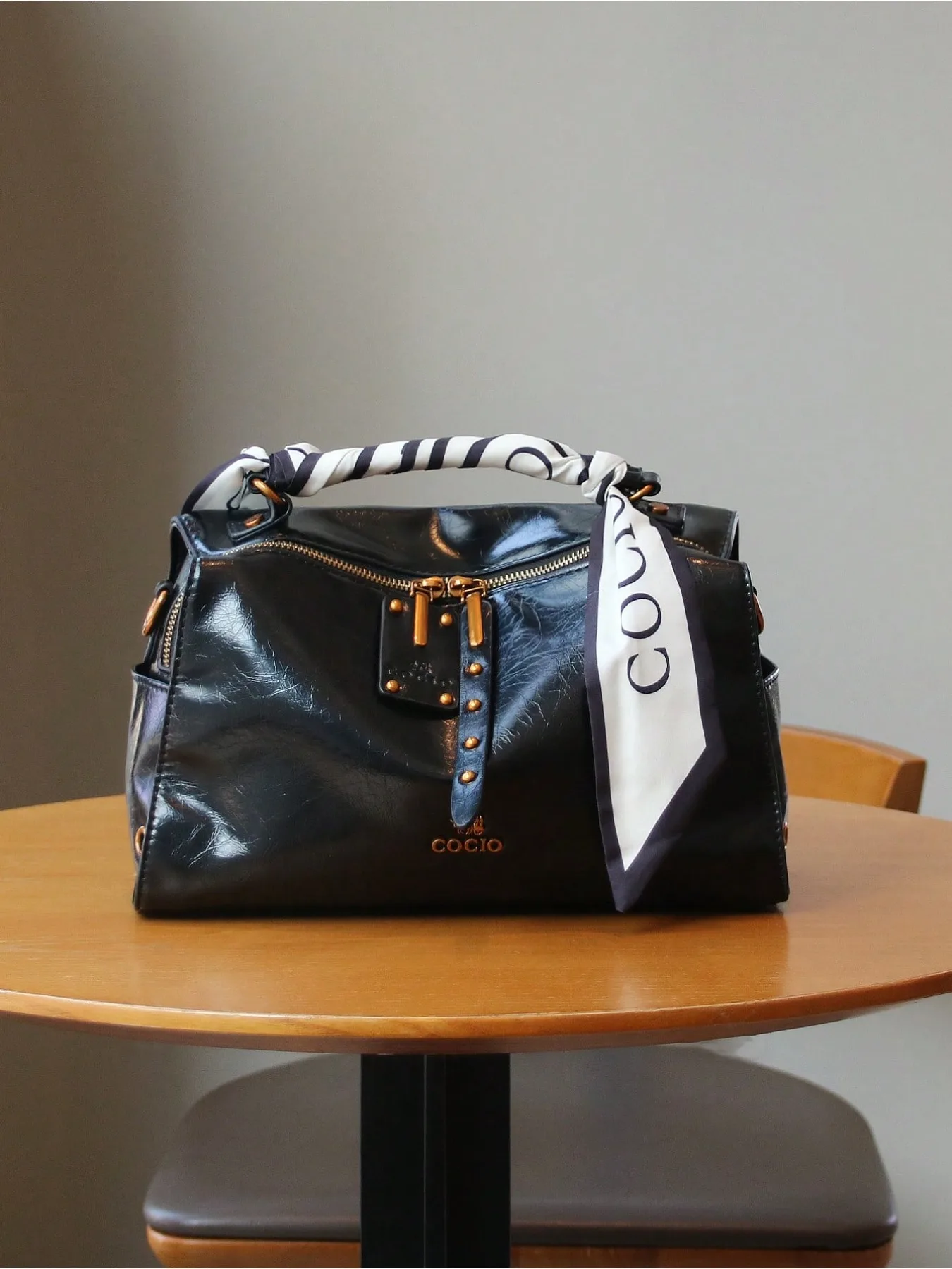 

Модная однотонная сумка в форме подушки большой вместимости и сумочка-шарф для женщин