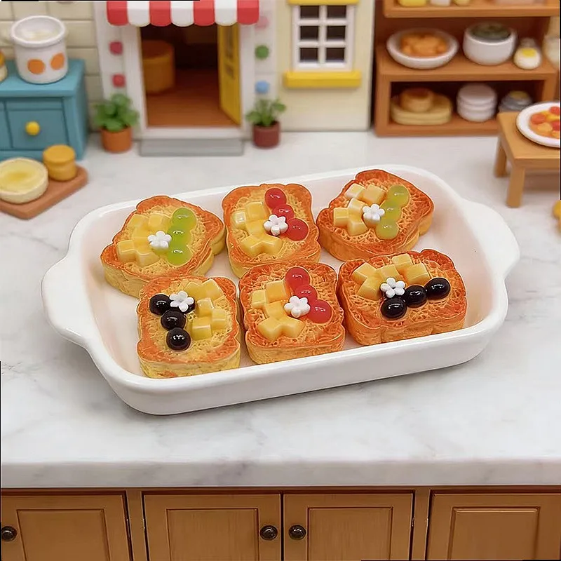 100pcs Kawaii Miniature Simulated Cake Bread DIY Accessories for Keychain Jewelry Dollhouse Kitchen Decor Craft view 5