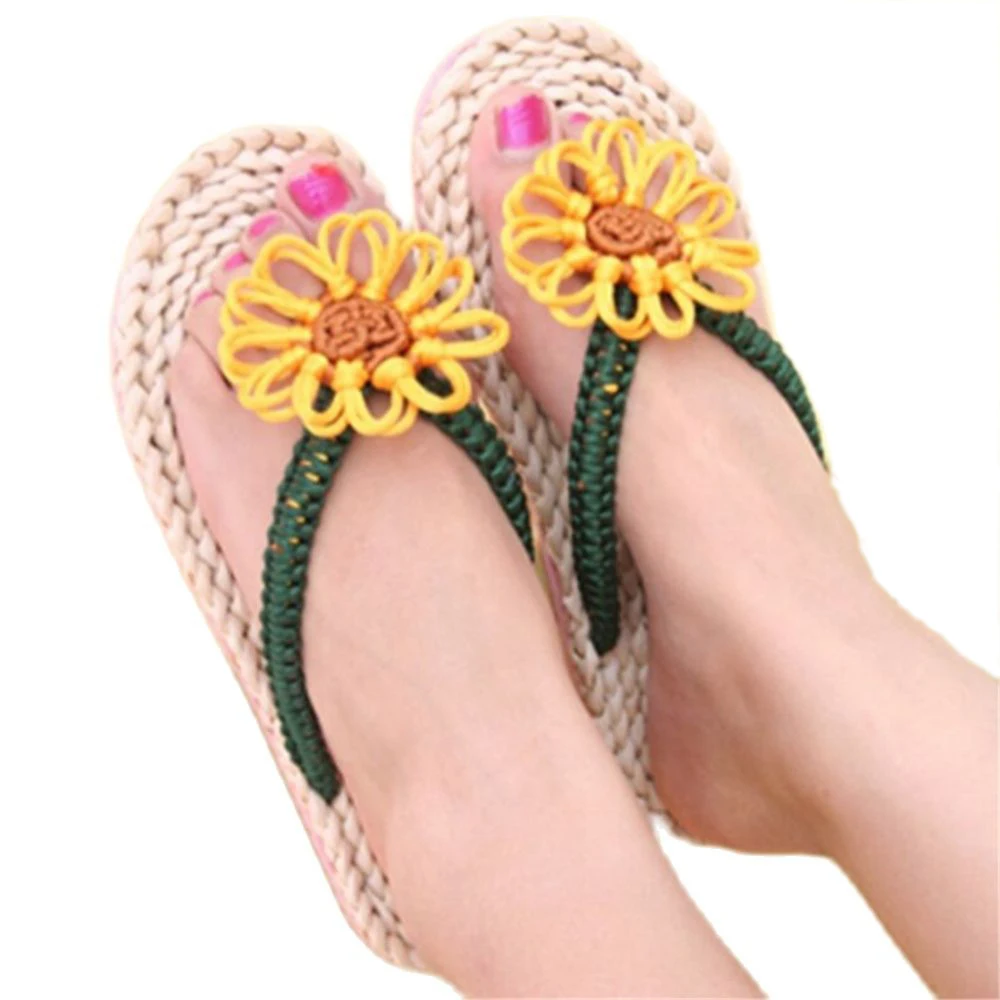 2022 Fashion Casual Women's Handmade Straw Slippers Man's Summer Home Sandals Embroidered flip flops new couple beach shoes