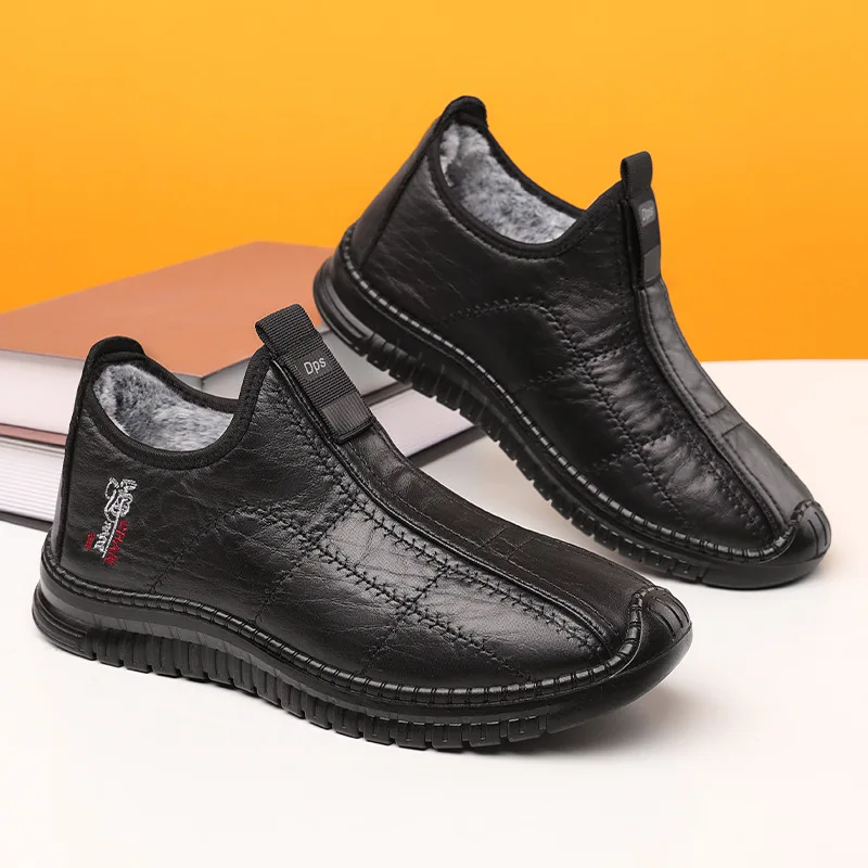 

Black leather shoes, winter warm thick velvet men's shoes and outdoor cotton boots, oversized men's shoes wholesale