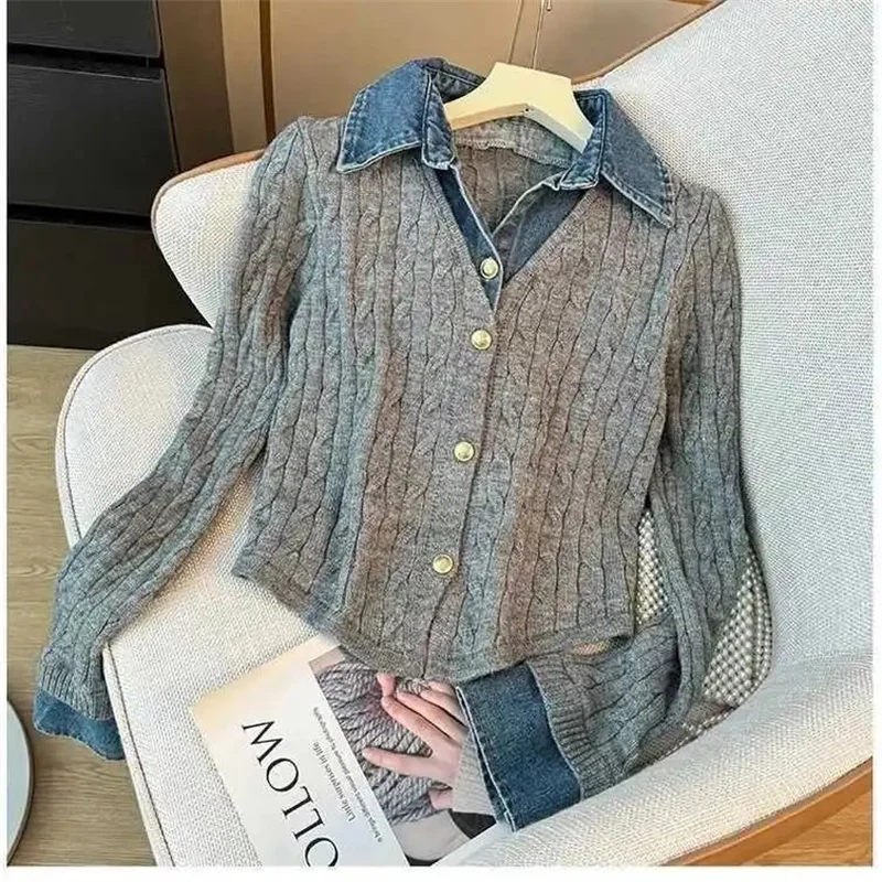 

2025 Spring Autumn New Lapel Denim Splicing Long Sleeve Knitted Sweater Women's Single breasted Short Sweater Outwear Tops