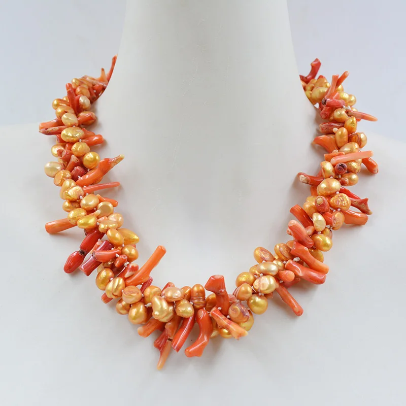 2 strands 7MM natural Baroque pearls. 1 strand of natural irregular coral. Exquisite Women's Party Wedding Necklace