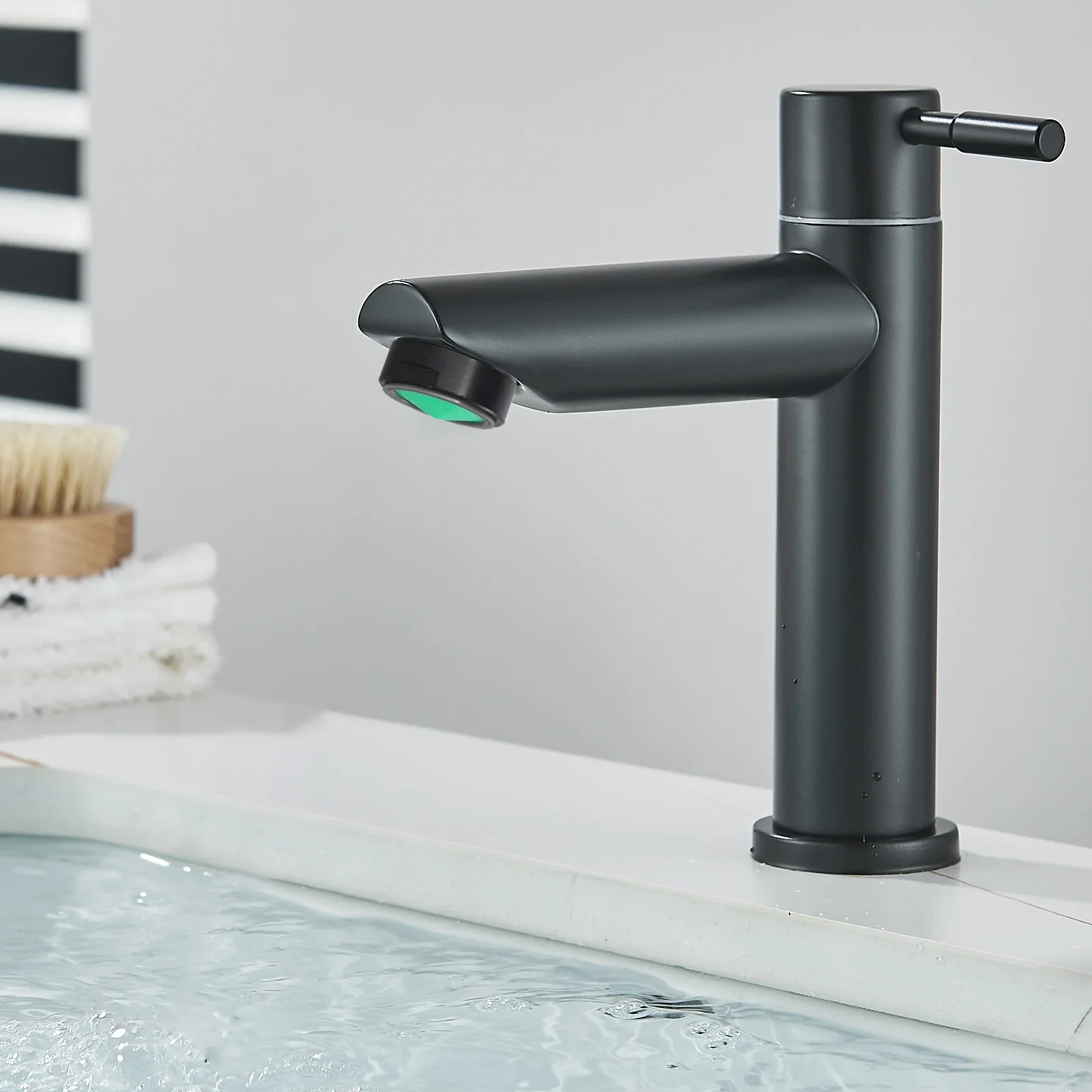 

Flow Restrictor Regulator Tap Aerator Comfortable Water Flow Copper Shell Leak-free Connection Steady Water Flow