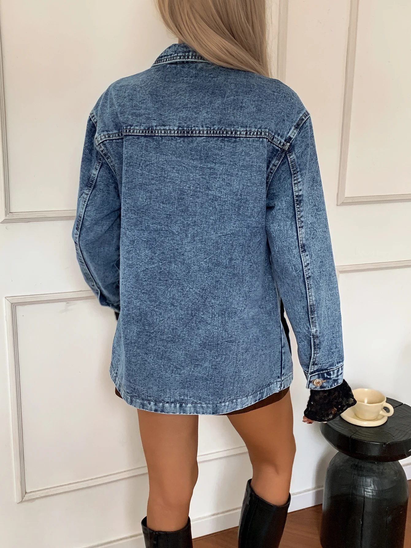 سترة نسائية فضفاضة من قماش الدنيم للربيع والخريف بأكمام طويلة تناسب الجميع