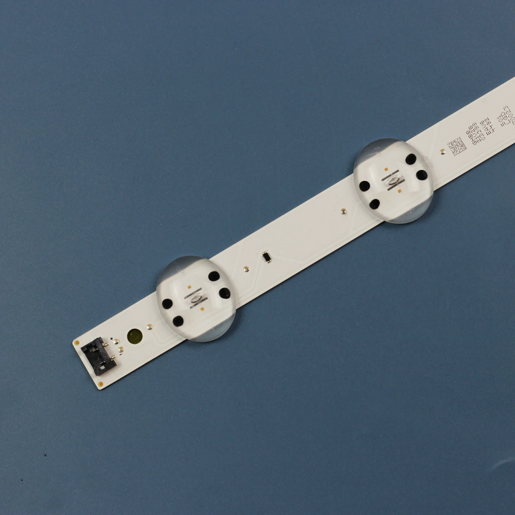 New LED Strip for 70UM7370PUA 70UM6970PUA 70UN7070PUA 70UM7370AUB SSC_Y19_Tridend_70UM73_REV00_181016 EAV64492501