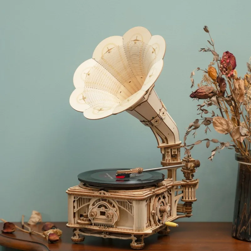 Vinyl phonograph assembly book retro book room ornament new Chinese creativity