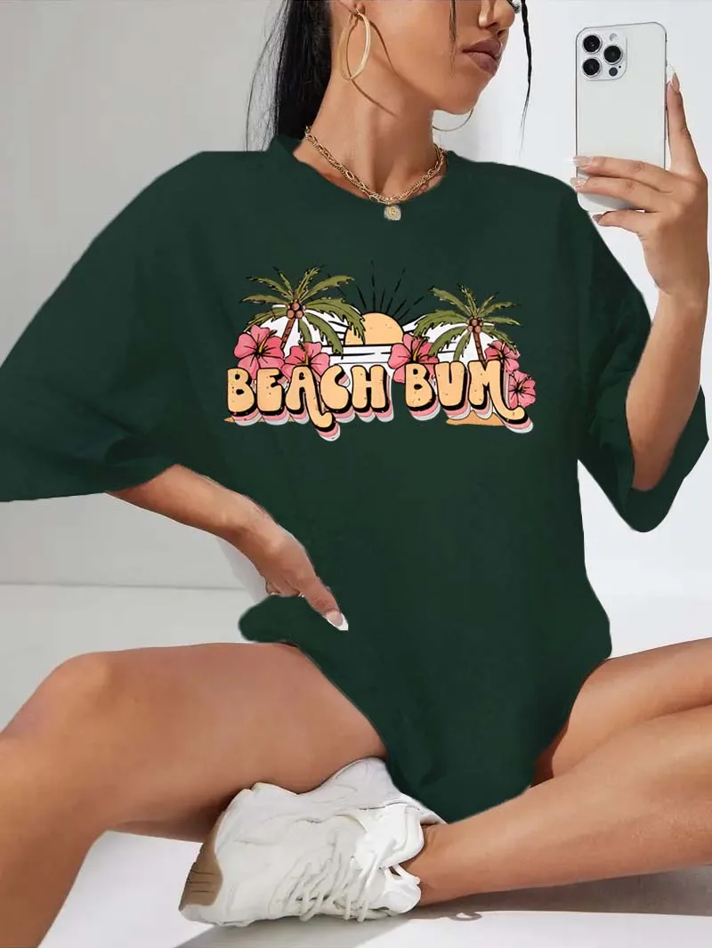 

Plus Size Beach Bum Graphic Tee With Tropical Palm Tree And Sunset Motif For Effortless Elegance