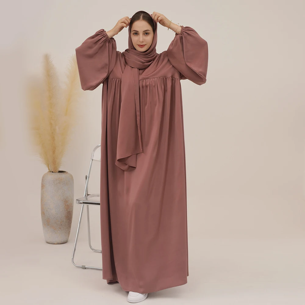 

Комплект Abaya с шарфом для женщин, свободное однотонное длинное платье в исламском стиле, Женский хиджаб, халат Рамадан, скромный атласный кафтан, наряд