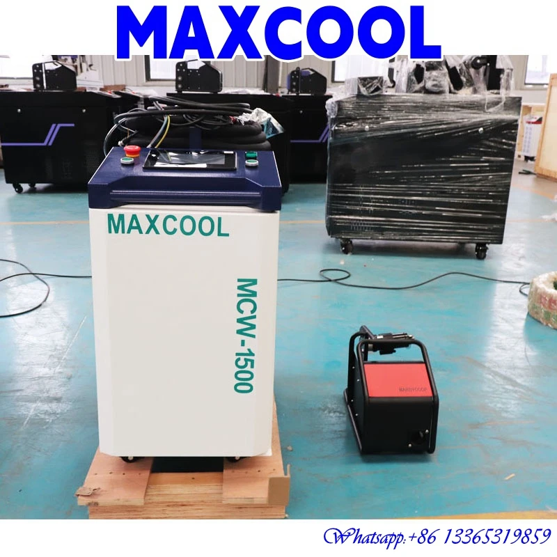 3000W Handheld Fiber Laser Welding Machine And Laser Cleaning And Cutting Machine 4 In 1 Function