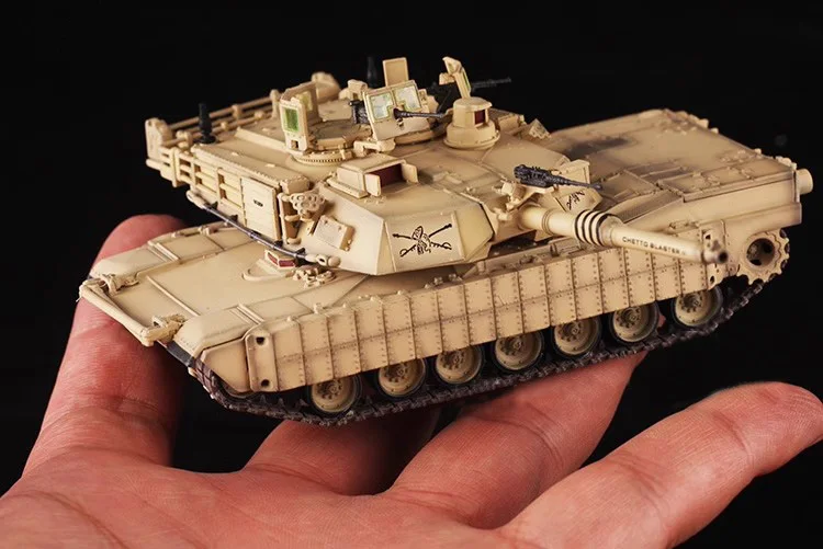 1/72 PZK US M1A2 TUSK2 M1 Main Battle Tank Model Desert Painting  Finished product collection model