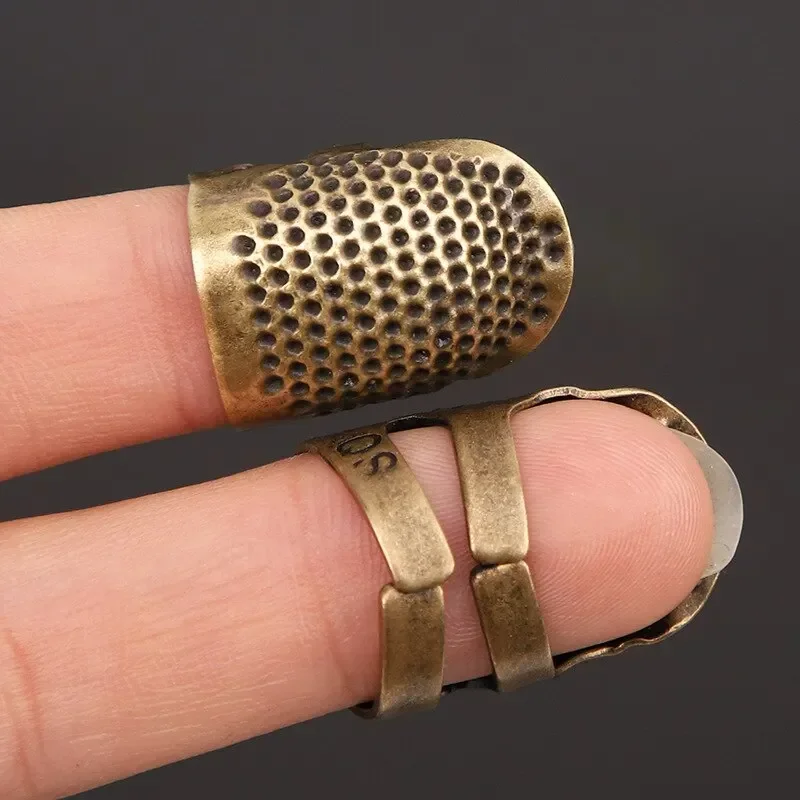 2pcs Copper Thimble Sewing Retro Finger Protector Anti Slip Ring for Protect Fingers During Sewing Pins Supplies Sewing Kit