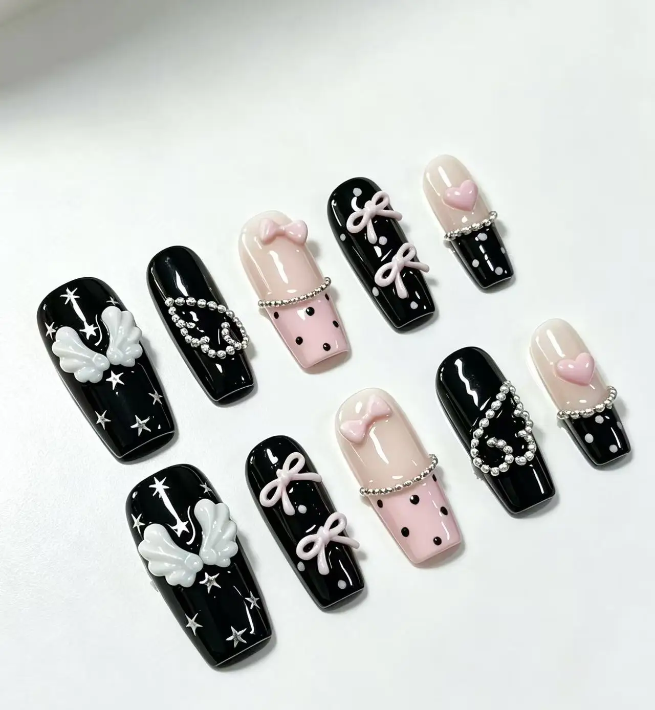 10-Piece Set of Black Powder Angel Bow Heart Polka Dot Press-On Nails, Suitable for Y2K Millennial Fashion, Jk Uniforms, Alternative Outfits, Music Festivals, Date Nights, Sweet and Cool Black Dresses, Lolita Girl Style.