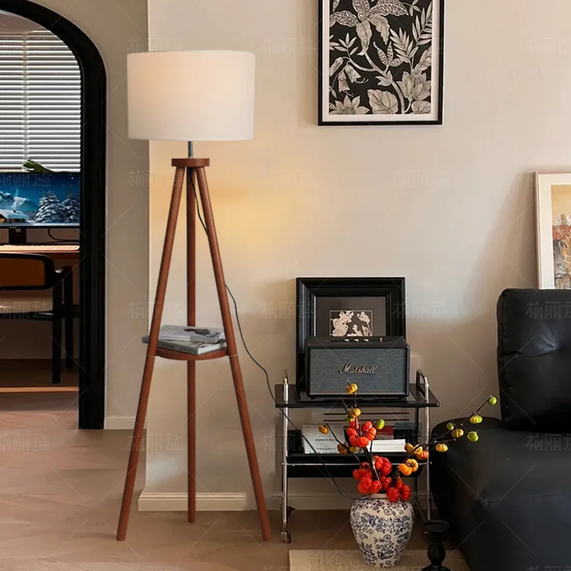 Log wind floor Japanese wabi-sabi wind Zen living room next to the sofa Master bedroom ambient light