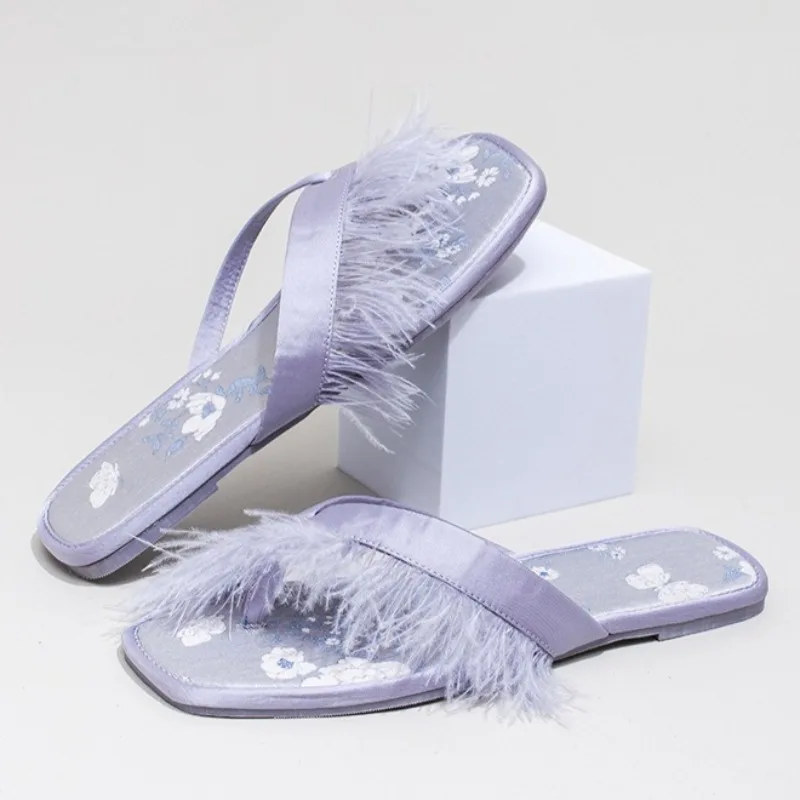 

Novelty Feather Decoration Flip Flops Woman Summer Concise Comfortable Indoor Slippers Fashion Outdoor Flat Slip-On Casual Shoes