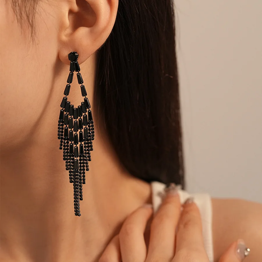 Black Rhinestone Long Tassel Drop Earrings for Women Shiny Full Crystal  Dangle Earring for Wedding Party Lady\'s Ear Jewelry