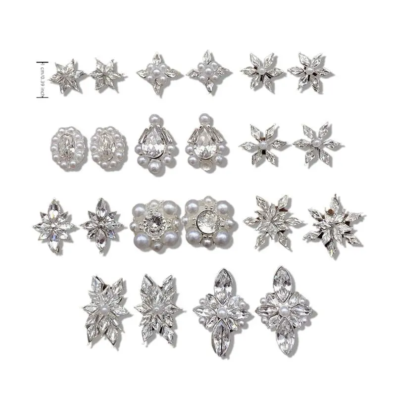 5Pcs Snowflake Flower Zircon Pearl Crystals Rhinestones Christmas Jewelry Flash Nail Art Decorations Nails Accessories Charms