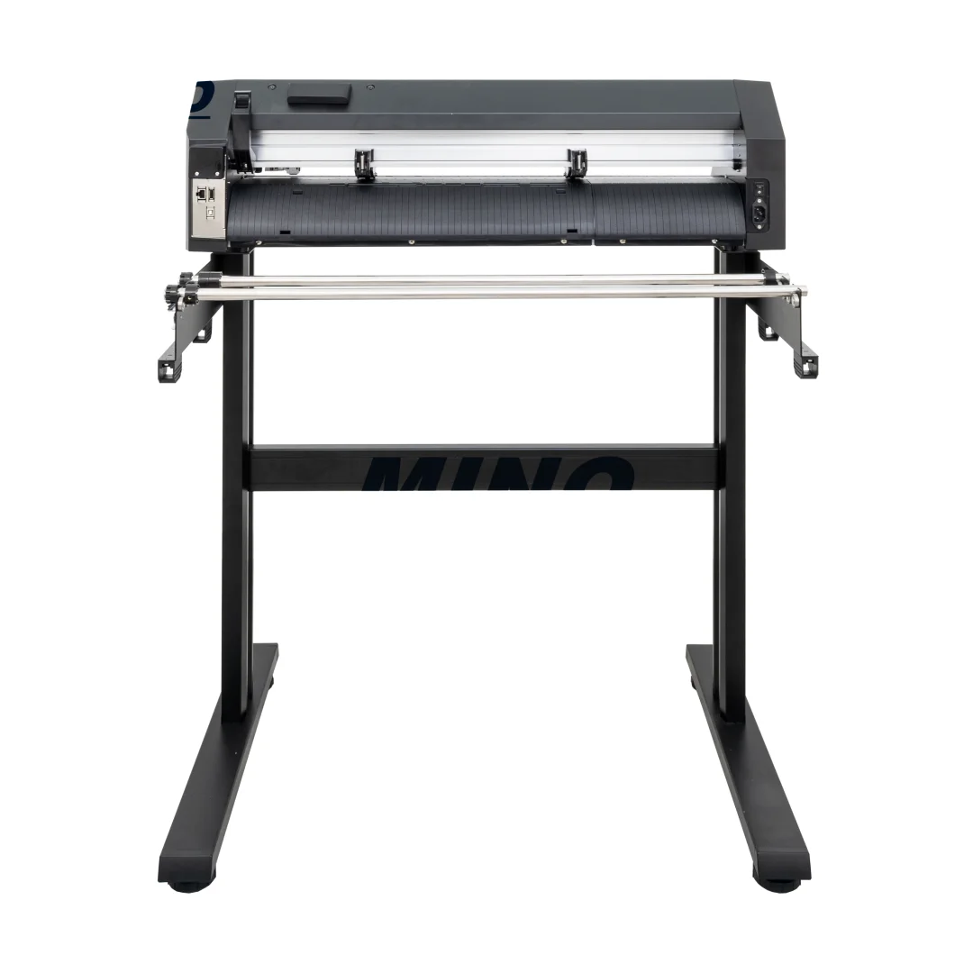 Рисунок 2 - Оригинальный режущий плоттер GRAPHTEC