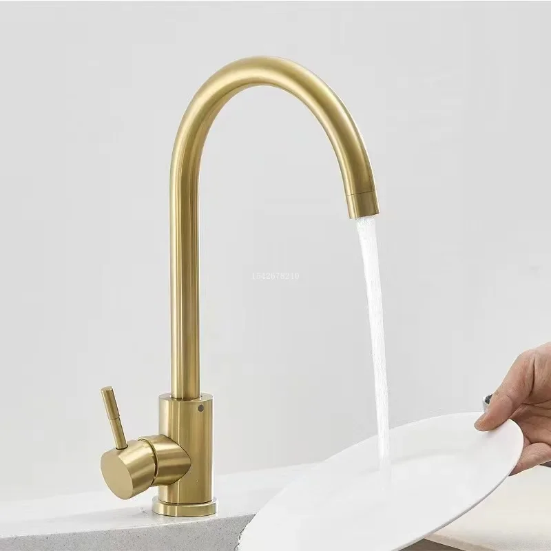 Golden Kitchen Faucet 360 ° Rotating Single Handle Hot and Cold Faucet Deck Installation Made of 304 Stainless Steel Material