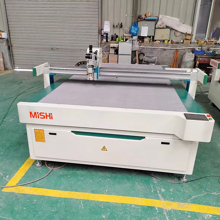 CNC Oscillating Knife Cut Auto Feeding Table Cutting Plotter Leather Cutting Machine