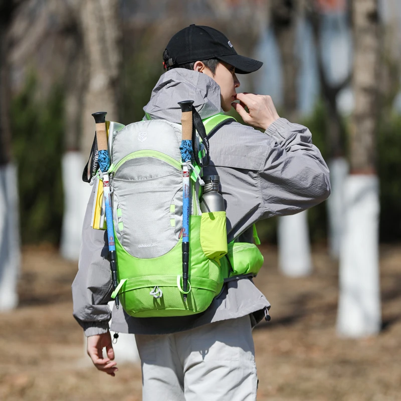 

Unisex Hiking Backpack， Cycling bag, travel backpack, mountaineering bag，With rain cover，Suitable for hiking、Mountaineering