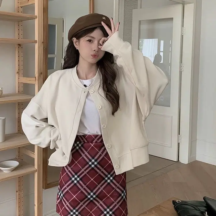 

Ветровка для женщин, моющиеся, для отпуска, матовая асимметрия, бордовый университет, кампус, принты, матовый, средний, блестящий, ковбойский