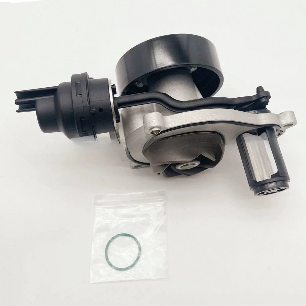 

jj4 11518638026 Coolant water pump, suitable for G12/X3/X4 auto parts