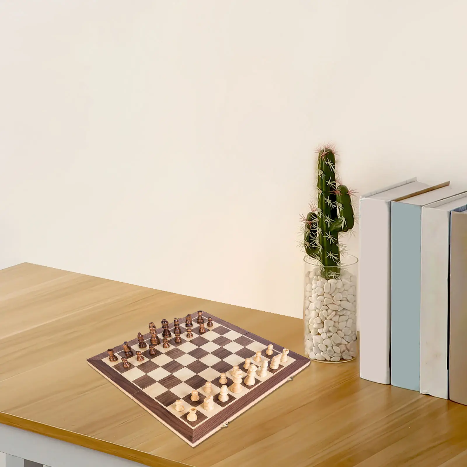 

Деревянные международные шахматы: складная доска, стратегическая игра, 40 см, портативный дорожный набор, развивающая игра для взрослых и детей