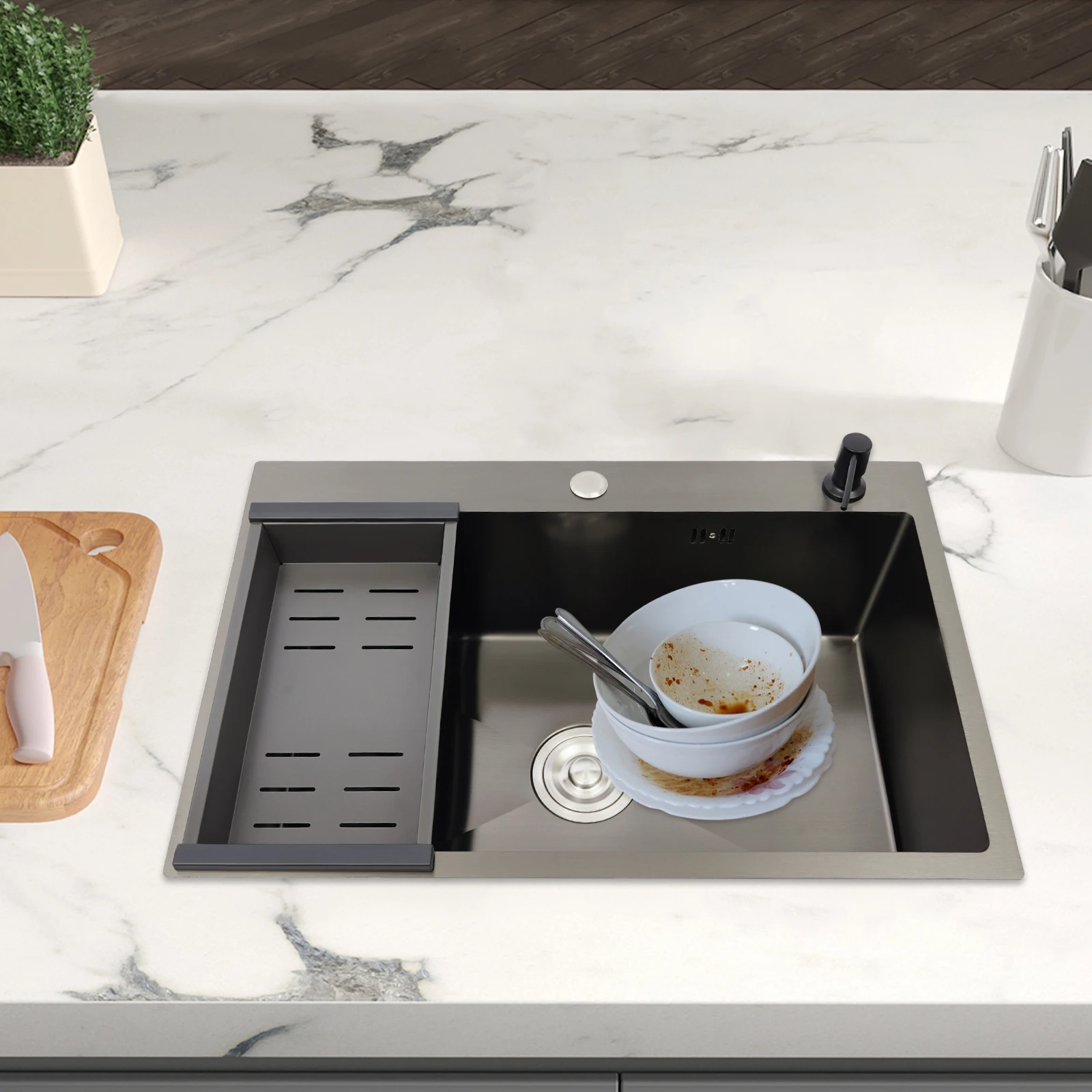 Stainless Steel Kitchen Sink with Draining Basket Soap Dispenser Utility Sink and Drainer with Efficient for Home Kitchen