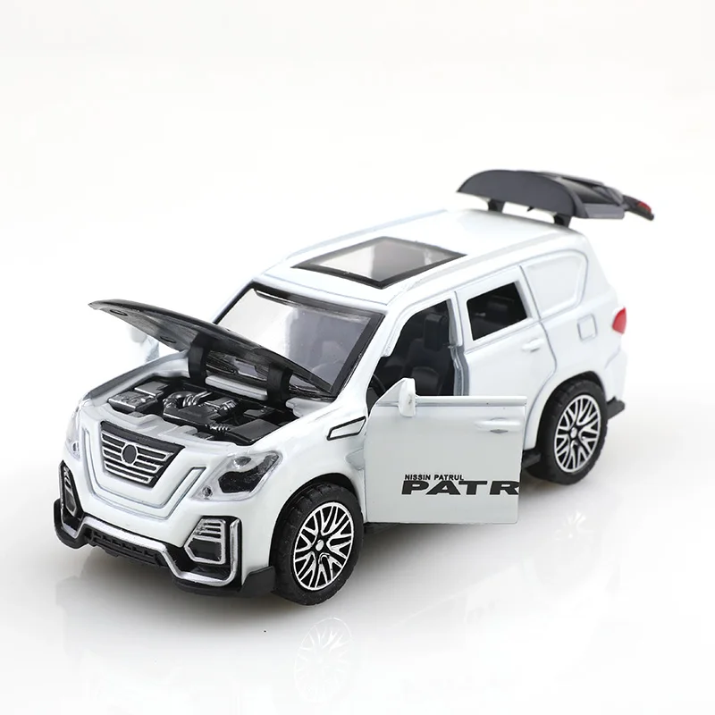 (Bagged) 1/36 Patrol-style SUV die-cast toy car, metal die-cast, boy's toy, four doors openable, strong pullback function.