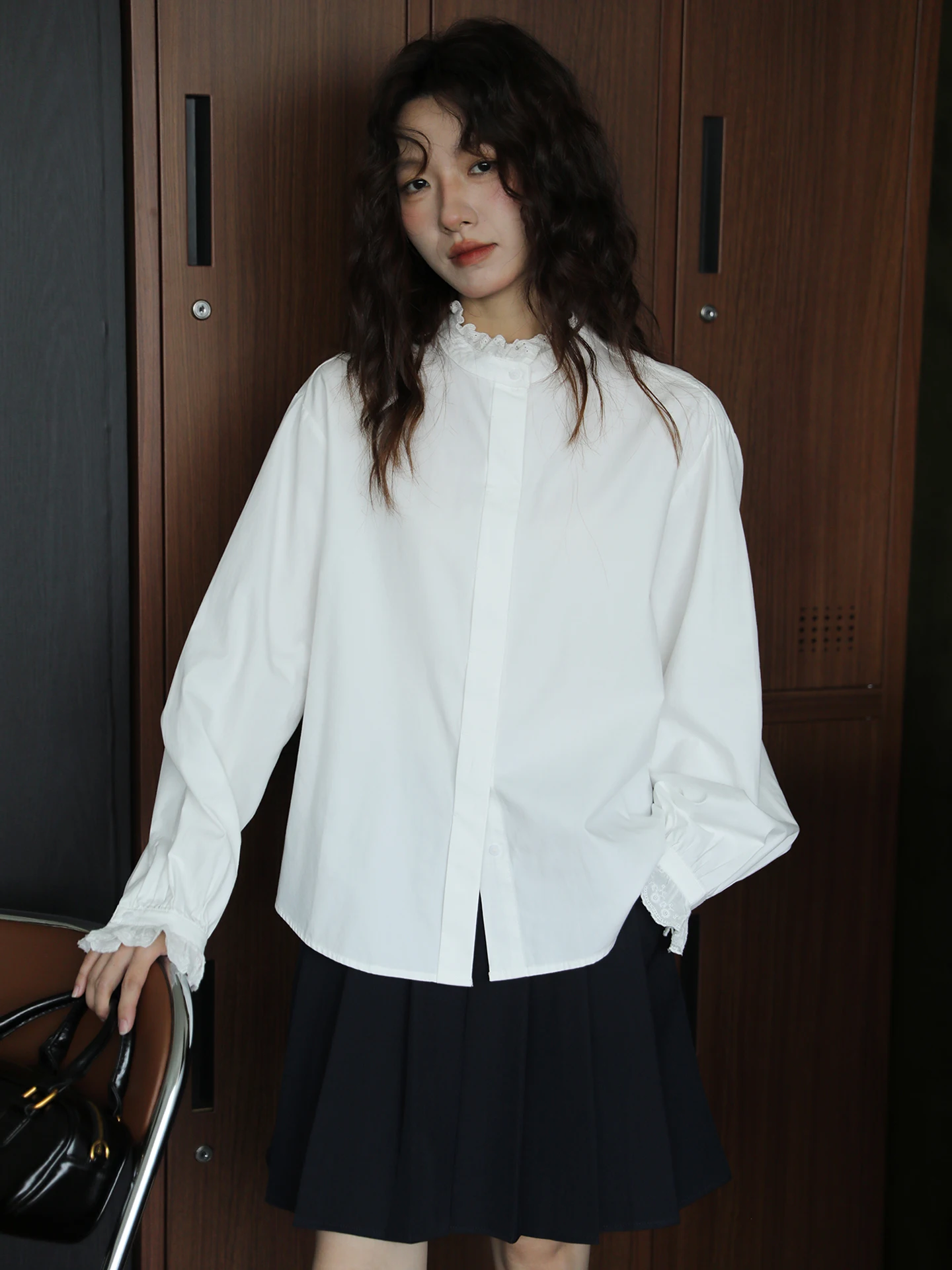 

Белый воротник с рюшами, длинный све айрт, женская осенне-зимняя новая простая верхняя одежда Faion Small ence irt