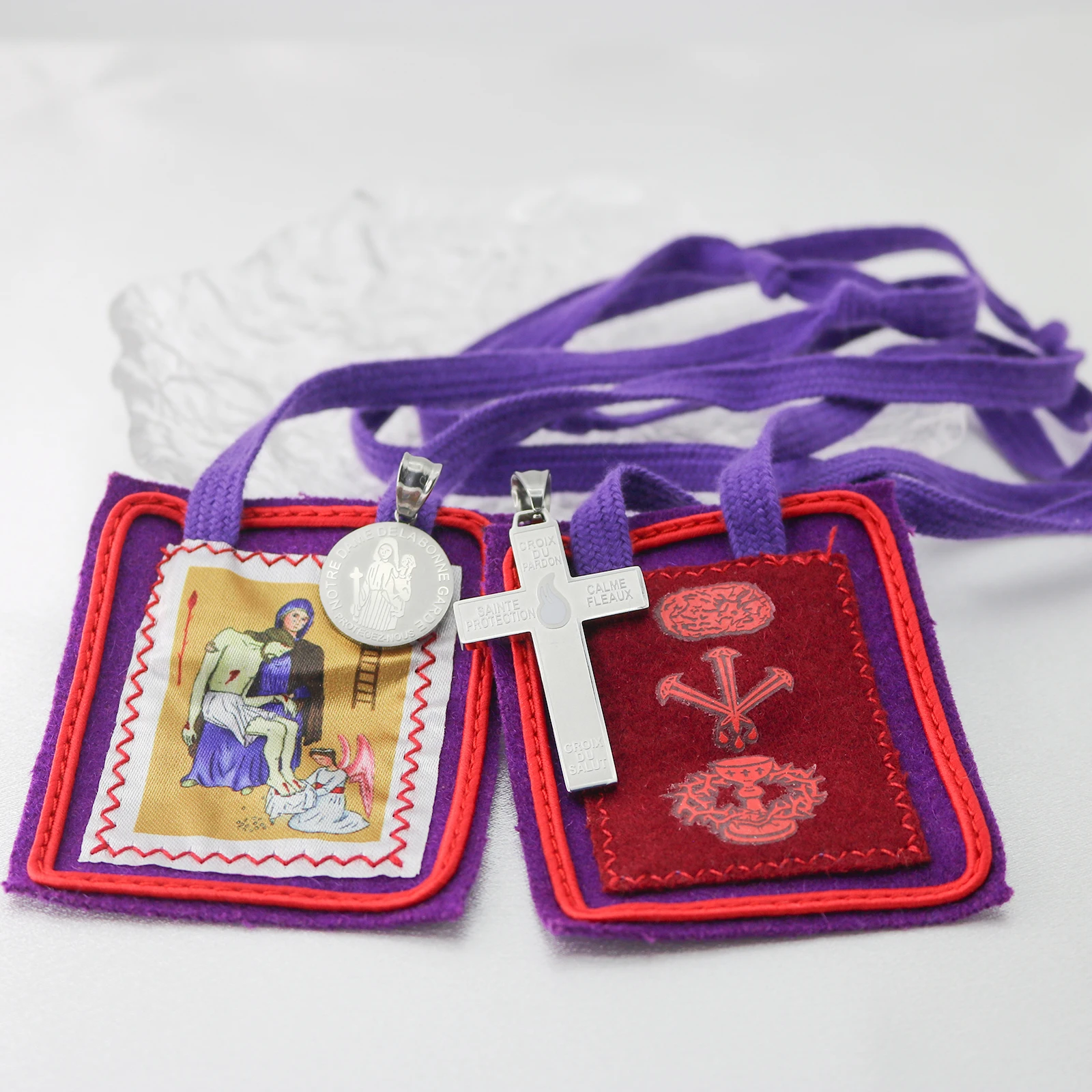 Colar católico Marie Julie Jahenny roxo escapular de benedição e proteção presente para igreja Escapularios Catolicos