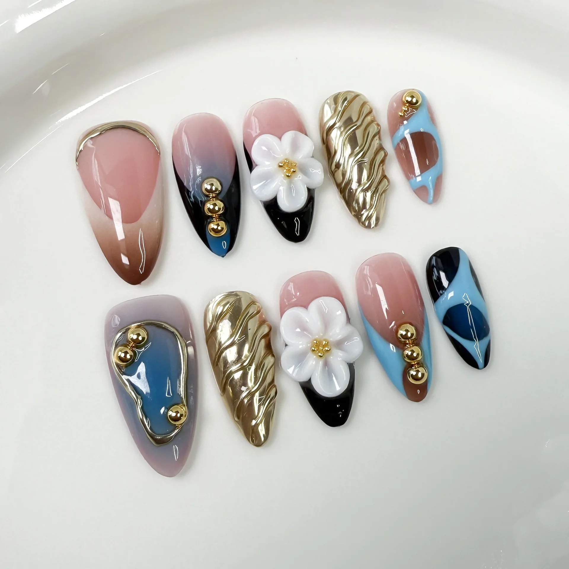 

10Pcs 3D Flower Almond Handmade Press on Nails Spicy Girls Fake Nails Wearable Stick-on Nails False Nail Накладные Ногти 네일팁
