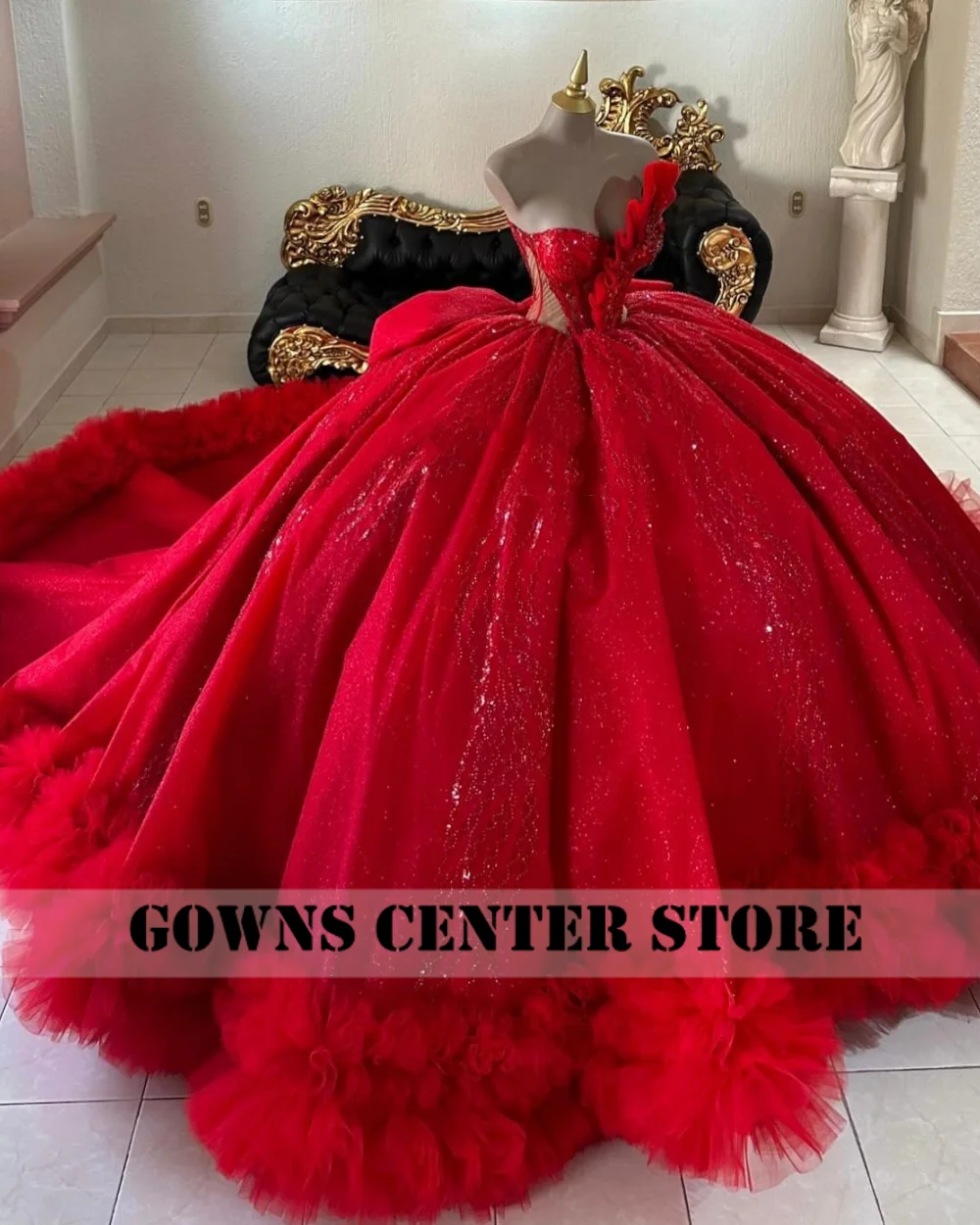 ชุดเดรสงาน Quinceanera สีแดงระยิบระยับ พร้อมโบว์ ลูกไม้สีทอง สำหรับงานวันเกิด สไตล์เจ้าหญิงหวานๆ แบบ Vestidos De 15 Anos สามารถสั่งตัดได้
