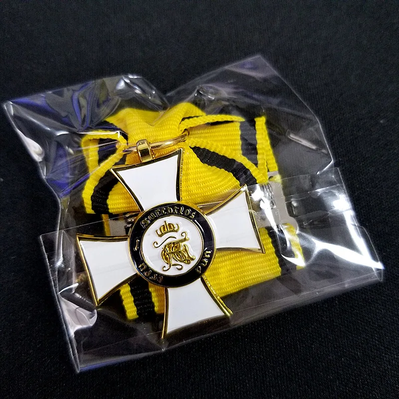 Réplica de medalla cruzada clásica, colección de insignia militar de alta calidad, recuerdo, medalla de metales Vintage, broche, Buen regalo creativo