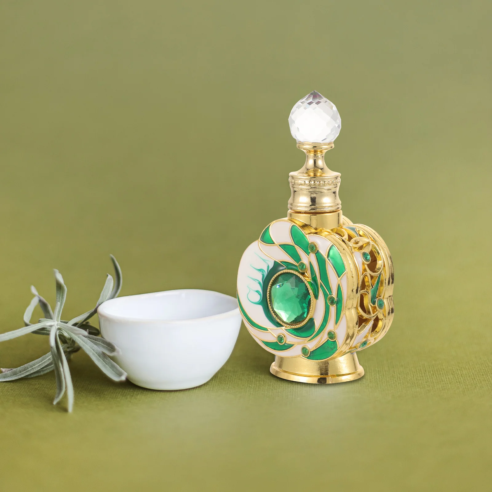 

Elegant Refillable Perfume Bottle Empty Glass Aroma Container Leak Proof Design for Travel Essential Oil Storage