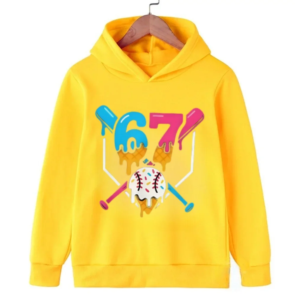 67 Grin Gang Hoodie: Kid's Cozy Star - Six's Cheerful Grin Seven's Sparkle، نسيج أزرق ناعم، كارتون رائع. مثالية لتاريخ اللعب #5