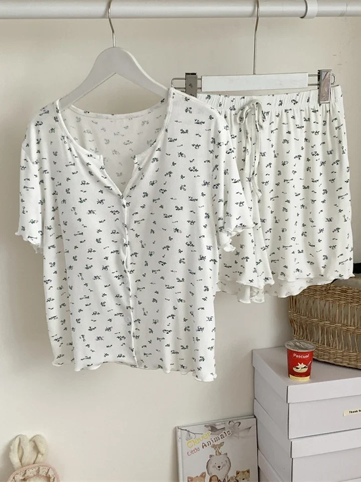 

Sweet Floral Women's Spwear Ort Sve Home Clothes Set with Chest Pad Korean Sle Summer Casual Polyester Fabric