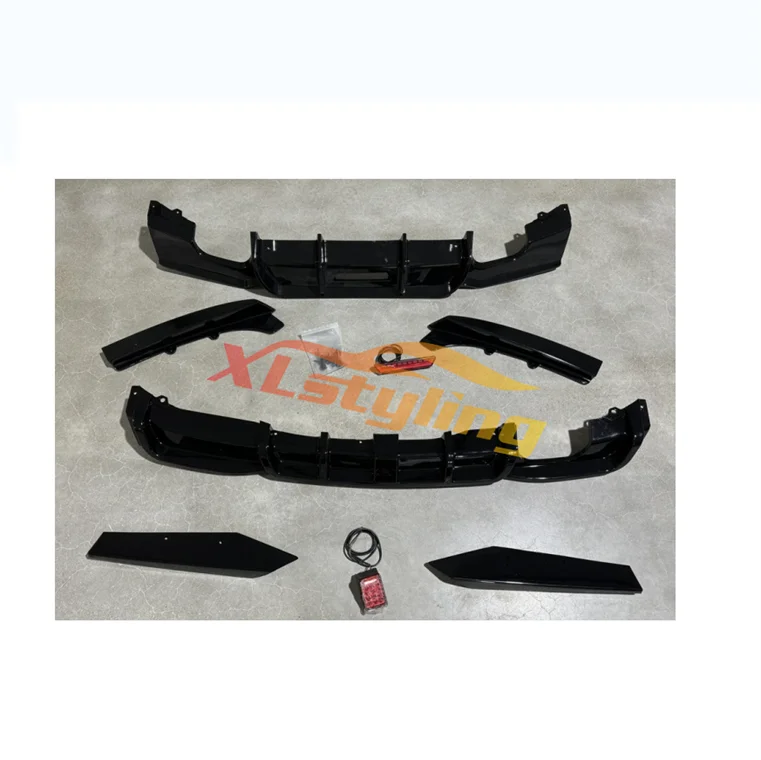 Car  accessories rear diffuser with lights competition style for For b mw 3 series  F30 MT bumper