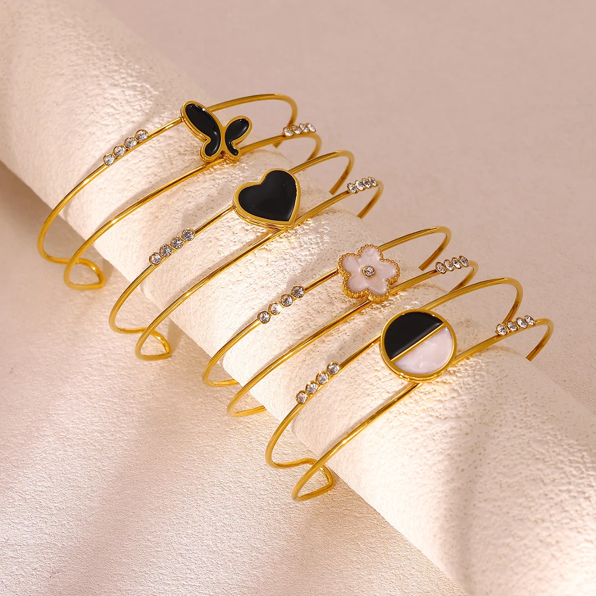 

Double Layer Cuff Bangles Heart Butterfly Drip Oil Waterproof Bracelet Stainless Steel Gold Color Elegant Jewelry Birthday Gift