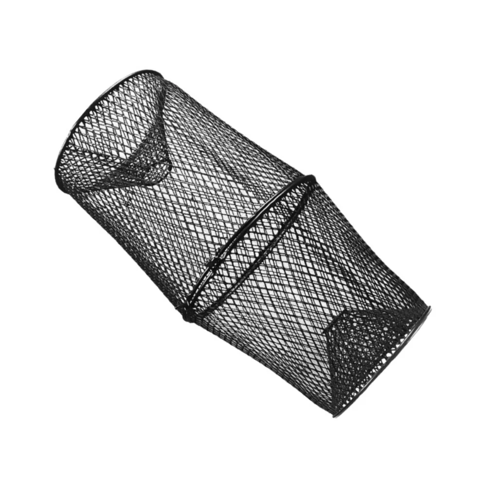 Plastic-Coated Metal Lobster Trap Designed for Structural Stability and Resistance to Deformation During Active Fishing
