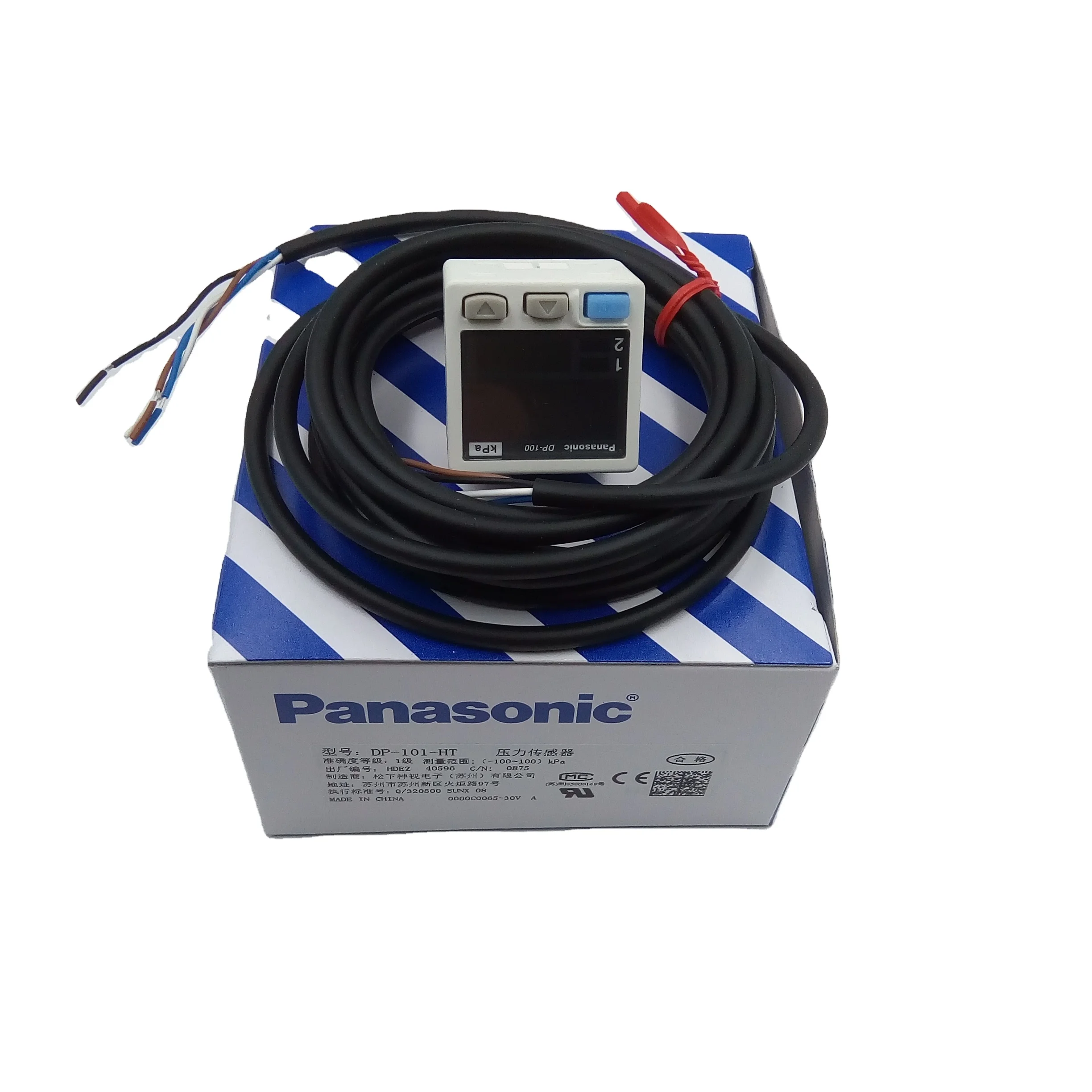 Brand new Panasonic-SUNX Photoelectric switch LX111 LX-111  sensor Color code 