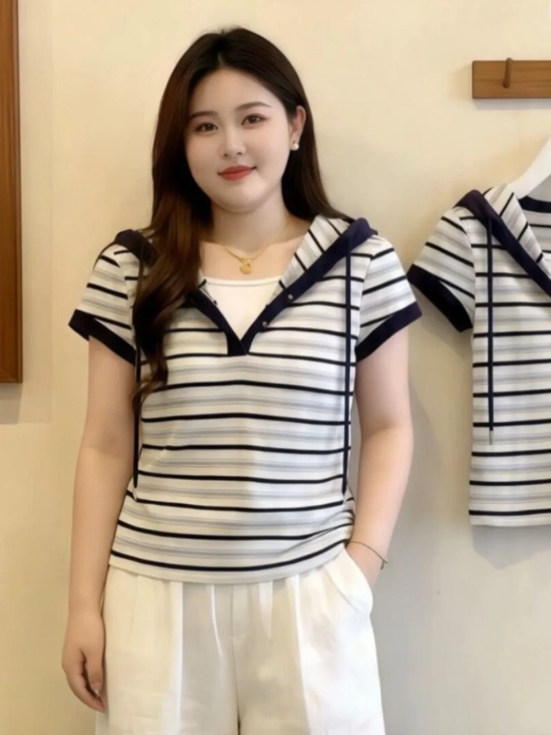 plus Size Cotton Hoodie Striped Short Sleeve T-Shirt Women Summer Slimming Design False Two-Piece Top Comfortable Casual Style