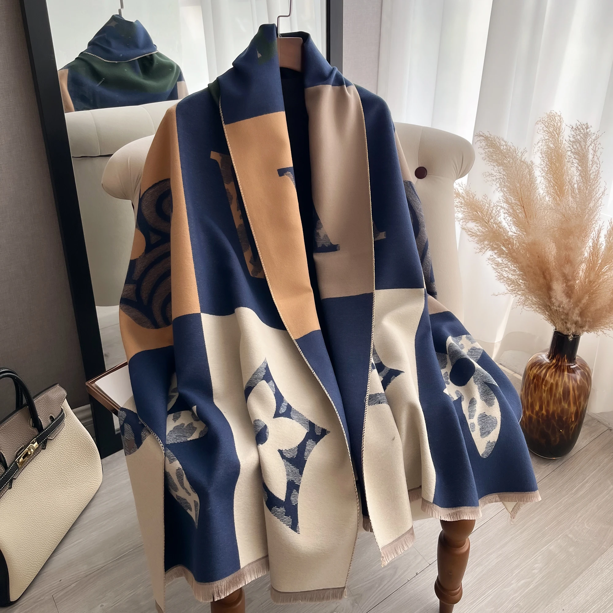 

Laest Design Elegant Pashmina Shawl Imitation Cashmere Jacquard Pattern Scarves Winter Collocation Thickened Warm Scarf Shawl