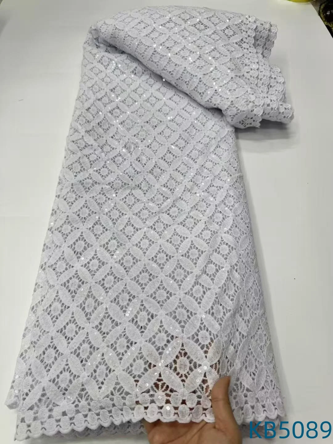 

Роскошные кружева со скидкой, 5 ярдов, белые кружевные ткани из Дубая, африканские нигерийские кружева с пайетками, гипюровые кружевные ткани для шитья KB5089