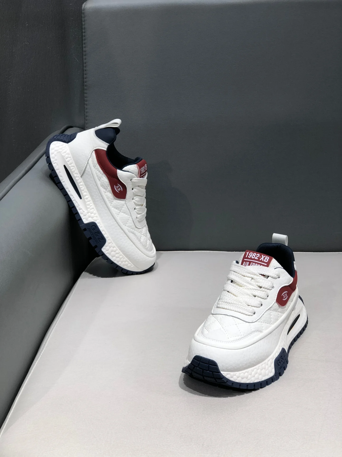 spring-2026-men's-casual-sport-oes-thi-bot-simple-design-increased-height-faionable-trendy-stitching-elements-low-top